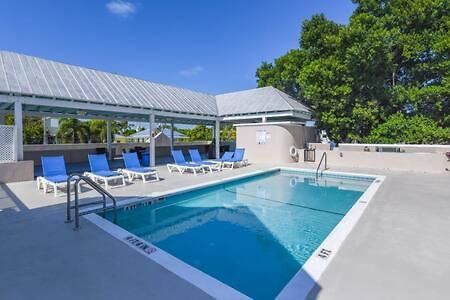 New Casa Caribe By Brightwild- Two-Story Condo Rooftop Pool Key West Exterior foto